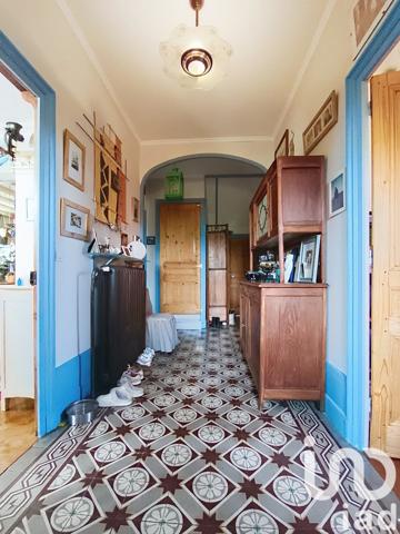 Maison 7 pièces de 174 m² à Vénissieux (69200)