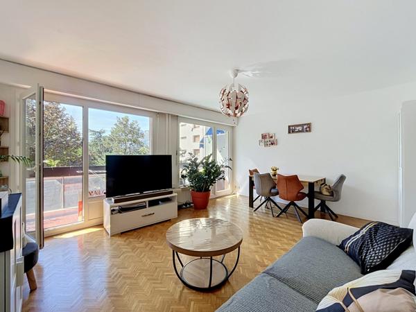 Appartement à vendre, 4 pièces - Saint-Égrève 38120