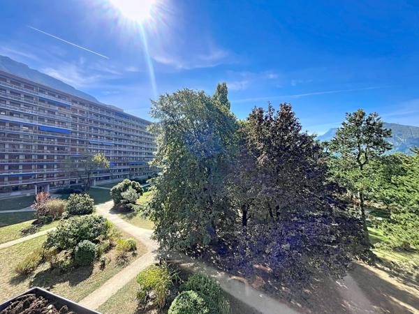 Appartement à vendre, 4 pièces - Saint-Égrève 38120