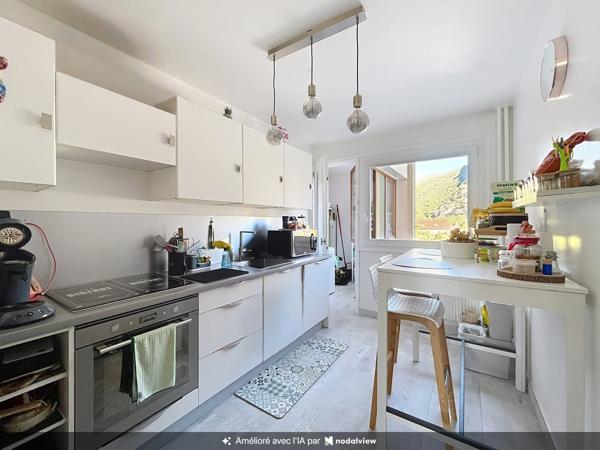 Appartement à vendre, 4 pièces - Saint-Égrève 38120