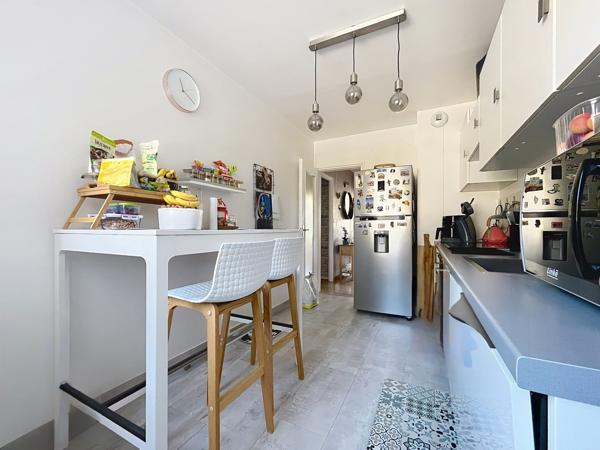 Appartement à vendre, 4 pièces - Saint-Égrève 38120