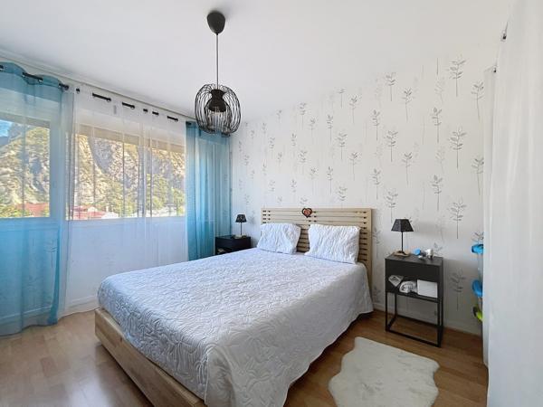 Appartement à vendre, 4 pièces - Saint-Égrève 38120