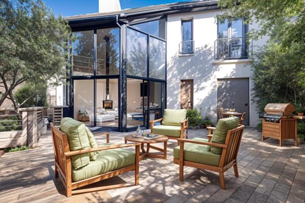 MAISON FAMILIALE EN CENTRE-VILLE