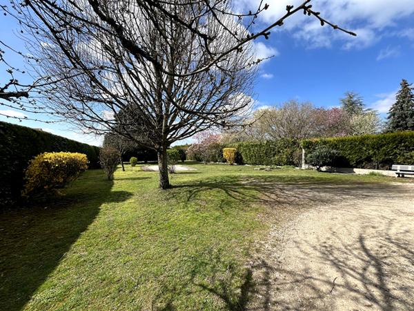 Terrain Neuilly Crimolois 741 m2