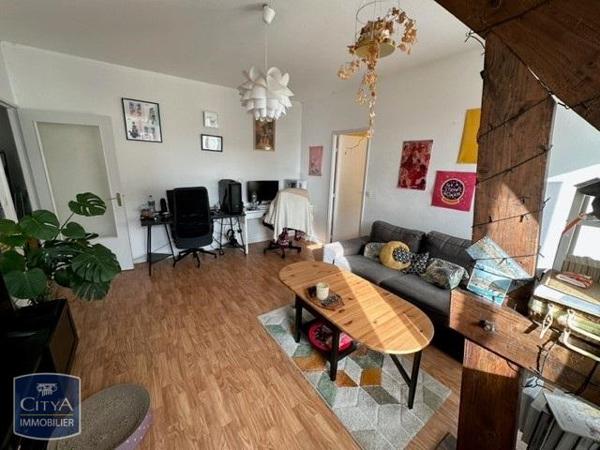 Appartement à louer 2 pièces 67.35m²