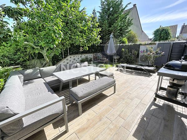 A vendre Maison de 6 pièces de 106 m2 à Plaisir - Quartier de la Bretechelle