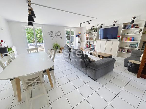 A vendre Maison de 6 pièces de 106 m2 à Plaisir - Quartier de la Bretechelle