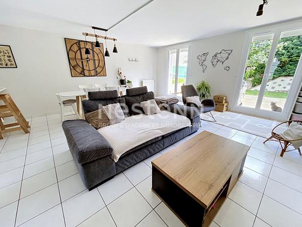 A vendre Maison de 6 pièces de 106 m2 à Plaisir - Quartier de la Bretechelle