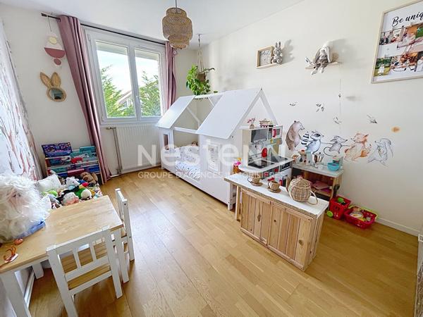 A vendre Maison de 6 pièces de 106 m2 à Plaisir - Quartier de la Bretechelle