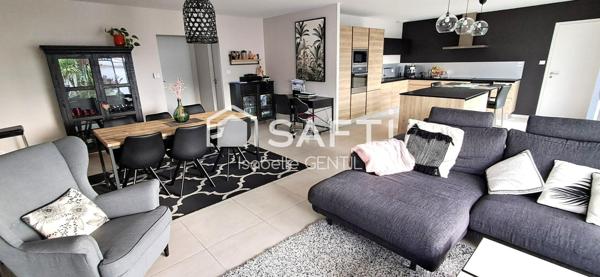 Belle maison contemporaine de plain pied - Piscine - Garage double