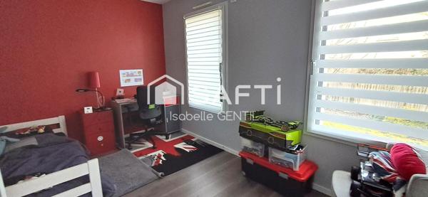 Belle maison contemporaine de plain pied - Piscine - Garage double