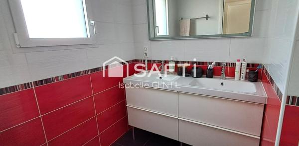 Belle maison contemporaine de plain pied - Piscine - Garage double