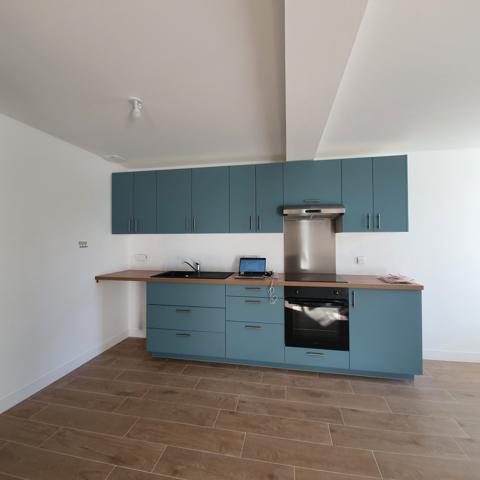 Maison mitoyenne 1 côté à louer, 4 pièces - Saint-Julien-l'Ars 86800