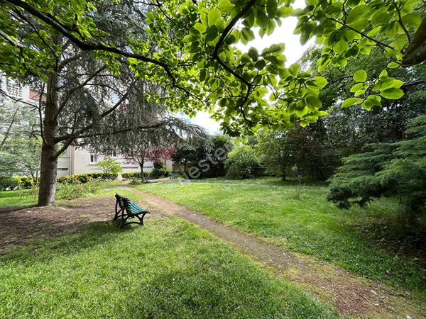 EXCLUSIVITE / NANTES ROND POINT DE VANNES Appartement T5 92m² / 3 CHAMBRES / ASCENSEUR / QUARTIER DYNAMIQUE