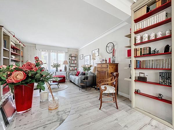 EXCLUSIVITE / NANTES ROND POINT DE VANNES Appartement T5 92m² / 3 CHAMBRES / ASCENSEUR / QUARTIER DYNAMIQUE