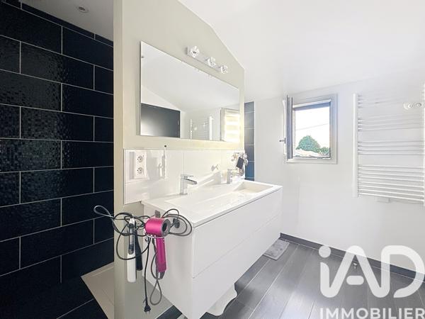 Maison à vendre 6 pièces 176 m² Louzy