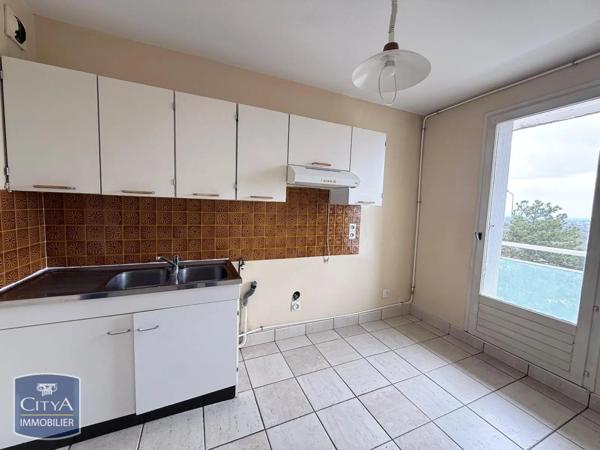 Appartement à louer 3 pièces 71.71m²