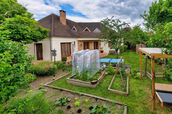 DEUIL LA BARRE
Maison familiale 
A quelques pas de ...