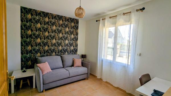 À vendre - Maison contemporaine, 7 pièces située à Saint-Cyr-sur-Loire (37540)