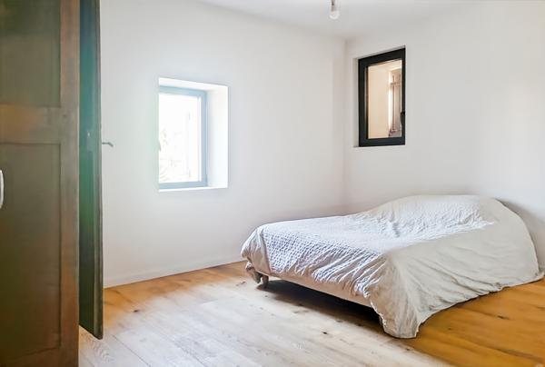 Châteaurenard (13160) Mas de charme rénové 189 m2 avec piscine