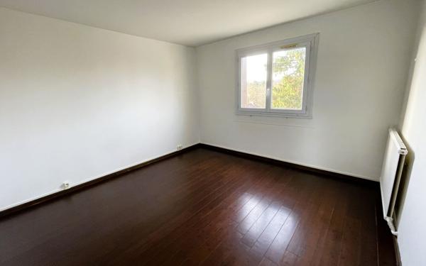 Appartement à vendre    3 pièces • 59,78 m2 Antony