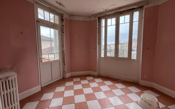 Maison à vendre    9 pièces • 265 m2 Bourg-de-Péage