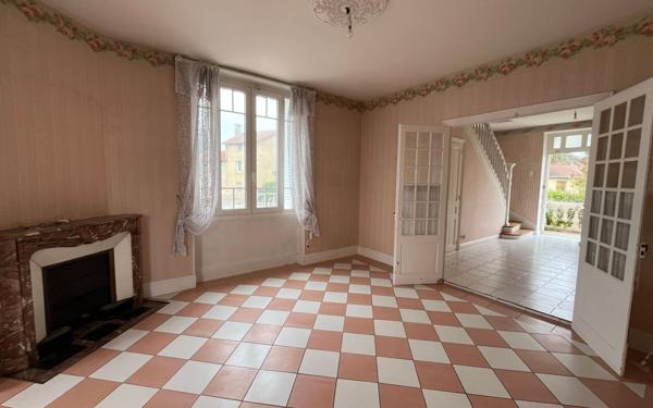 Maison à vendre    9 pièces • 265 m2 Bourg-de-Péage