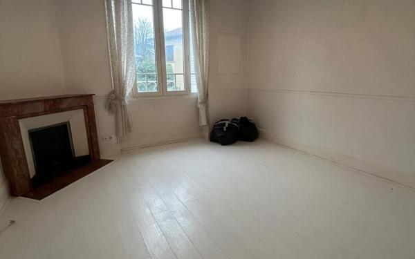 Maison à vendre    9 pièces • 265 m2 Bourg-de-Péage