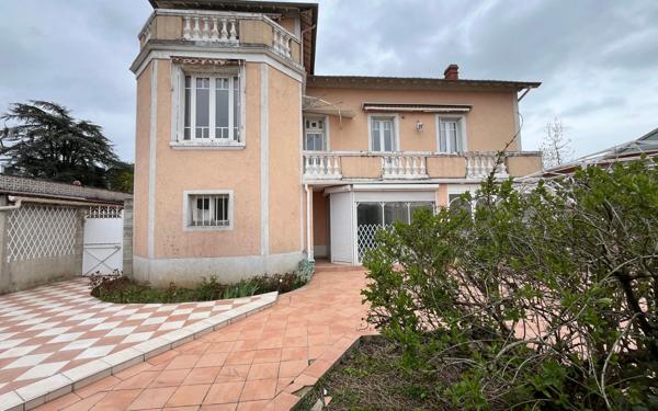 Maison à vendre    9 pièces • 265 m2 Bourg-de-Péage