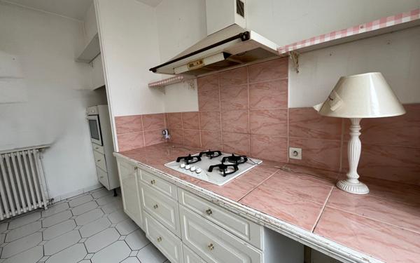 Maison à vendre    9 pièces • 265 m2 Bourg-de-Péage