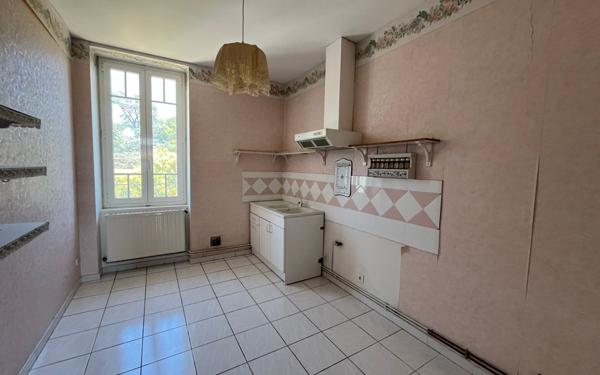 Maison à vendre    9 pièces • 265 m2 Bourg-de-Péage