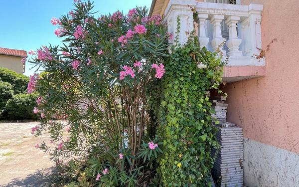 Maison à vendre    9 pièces • 265 m2 Bourg-de-Péage