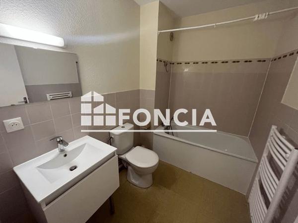 Location Studio 30.5 m² - 5 IMPASSE 10 RUE DE METZ Tours 37000