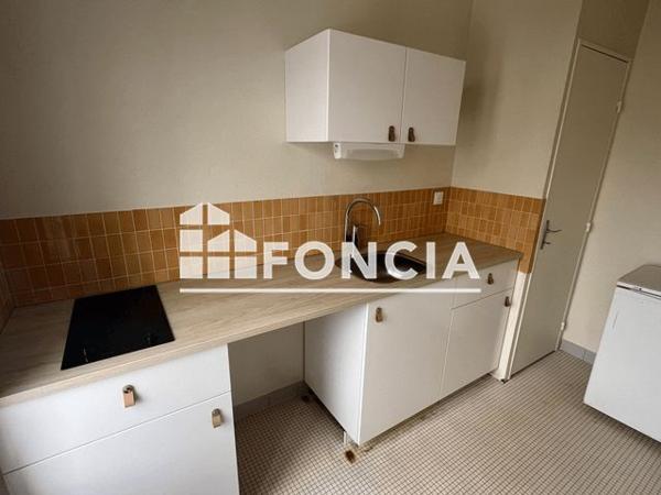 Location Studio 30.5 m² - 5 IMPASSE 10 RUE DE METZ Tours 37000