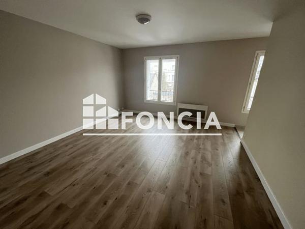 Location Studio 30.5 m² - 5 IMPASSE 10 RUE DE METZ Tours 37000