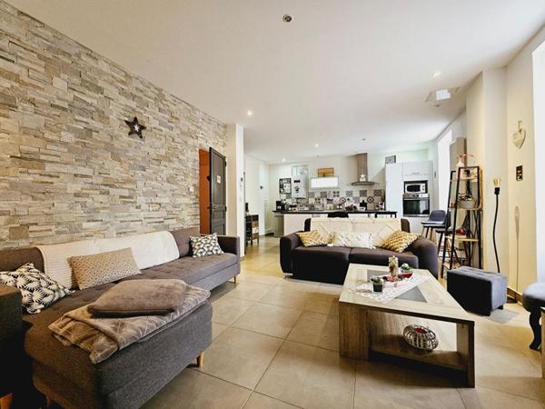 BOURGES MAISON 5 PIECES 88M² PISCINE JARDIN