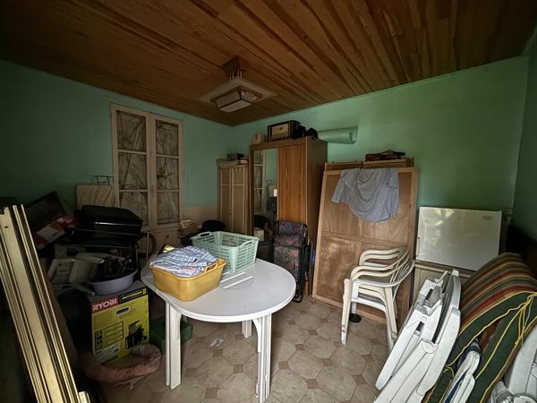 Villiers-sur-Morin (77580) Maison individuelle à rénover, double garage, dépendance, jardin