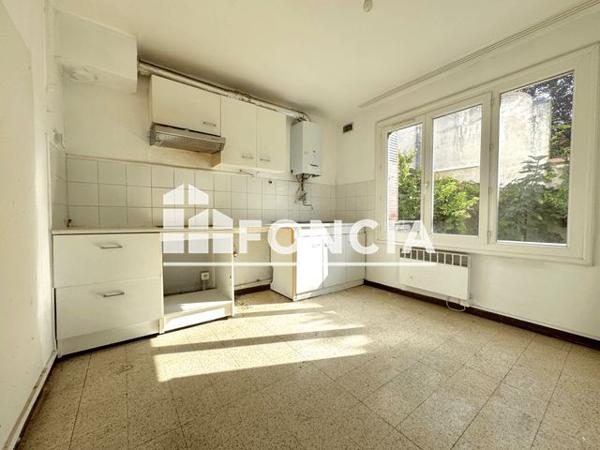 À vendre Maison 4 pièces 75 m² - Avignon 84000