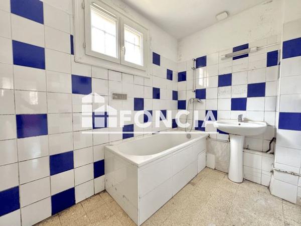 À vendre Maison 4 pièces 75 m² - Avignon 84000