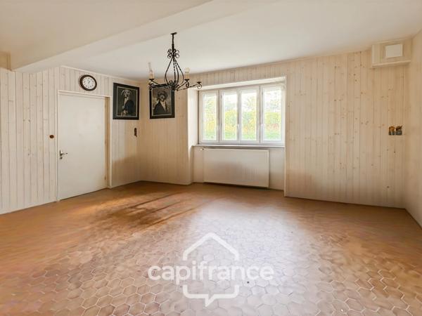 Maison à vendre 6 pièces proche de BLETTERANS (39)