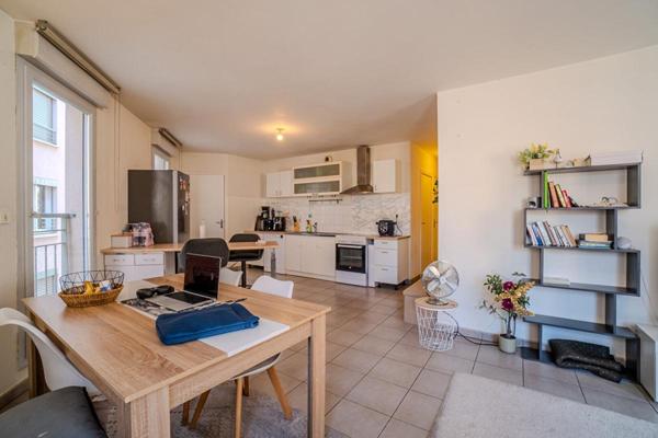 Appartement Lyon 3 pièce(s) 66.78 m2