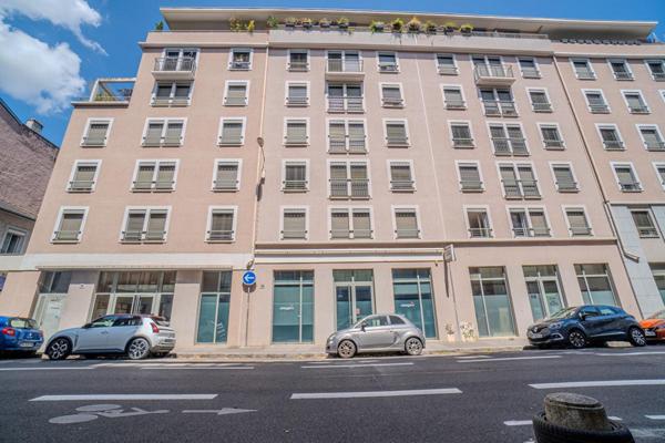 Appartement Lyon 3 pièce(s) 66.78 m2