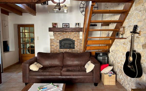 Maison à vendre    5 pièces •  Saint-Savinien