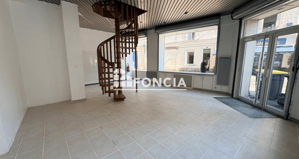 Location Local commercial 5 pièces 88.36 m² - Angers 49100