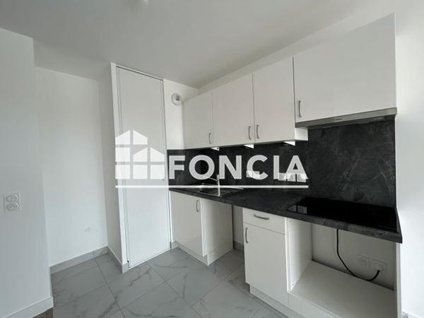 Location Appartement 2 pièces 41.7 m² - 43 RUE BOURREAU GUERINIERE Neuilly-plaisance 93360