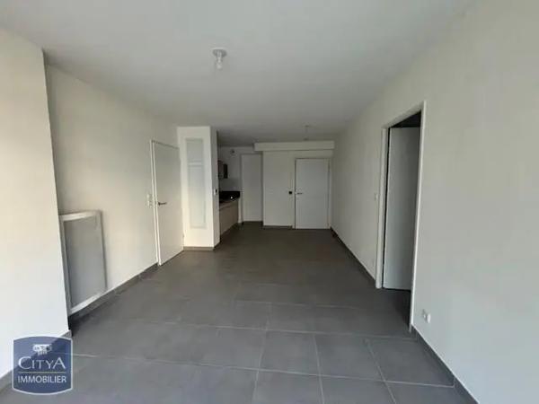 Appartement à louer 3 pièces 57.61m²