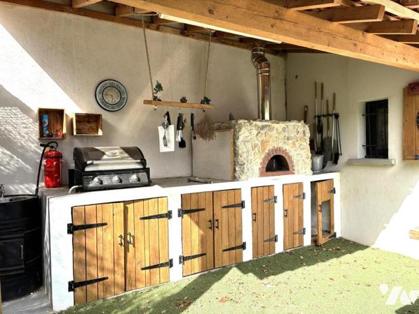 VILLA MODERNE T5 PROCHE CENTRE AVEC GARAGE ET PISCINE SAINT-MAXIMIN