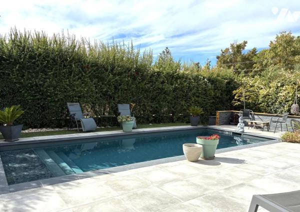 VILLA MODERNE T5 PROCHE CENTRE AVEC GARAGE ET PISCINE SAINT-MAXIMIN