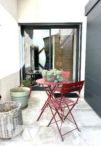 VILLA MODERNE T5 PROCHE CENTRE AVEC GARAGE ET PISCINE SAINT-MAXIMIN