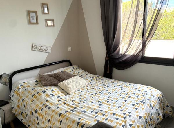 VILLA MODERNE T5 PROCHE CENTRE AVEC GARAGE ET PISCINE SAINT-MAXIMIN